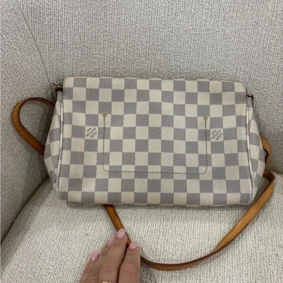 Authentic discontinued Louis Vuitton favorite MM damier azur crossbody 2 strap - Picture 2 of 13